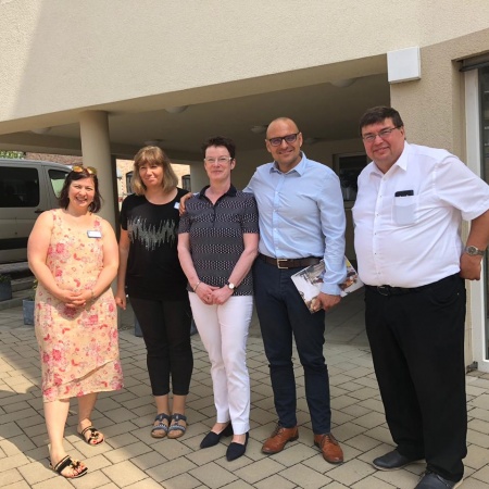 Besuch von Pflegeeinrichtungen im Landkreis LDS gemeinsam mit Frau Roswitha Schier MdL